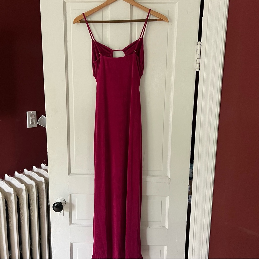 NWT CHARLIE HOLIDAY Mason Midi Dress in Magenta Size 4 - Picture 4 of 8